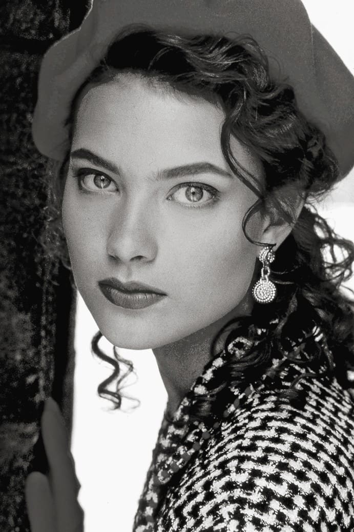 تصویر هنرمند Shalom Harlow