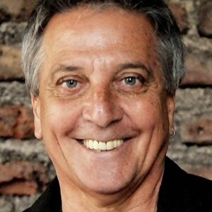 تصویر هنرمند Patricio Strahovsky