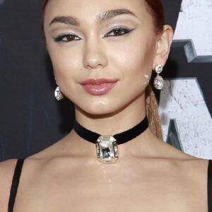 تصویر هنرمند Devyn Nekoda