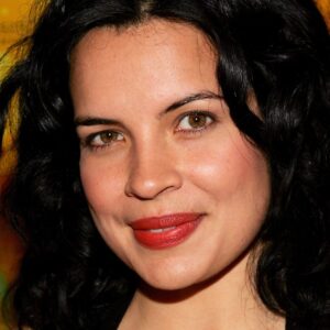 تصویر هنرمند Zuleikha Robinson