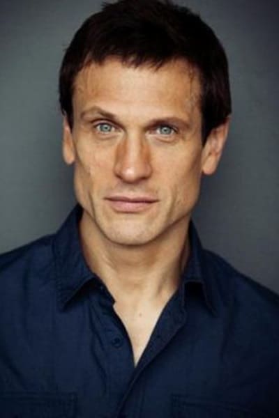 تصویر هنرمند Simon Merrells