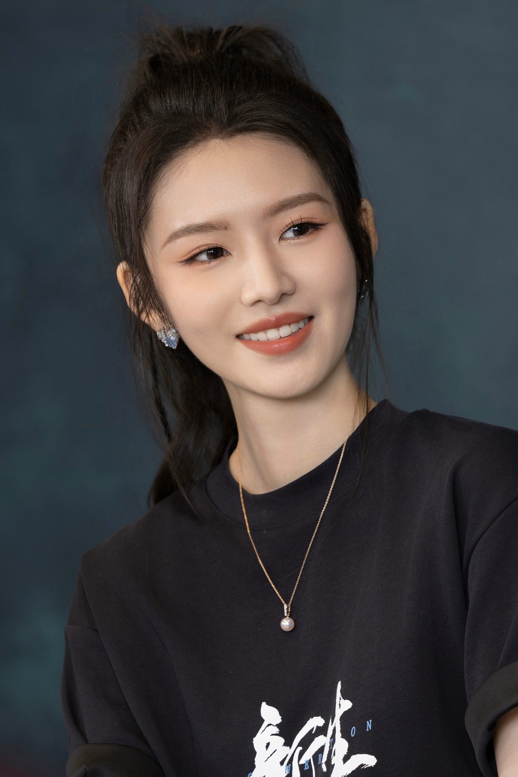 تصویر هنرمند Chen Yuxian