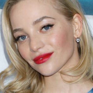 تصویر هنرمند Maggie Nixon