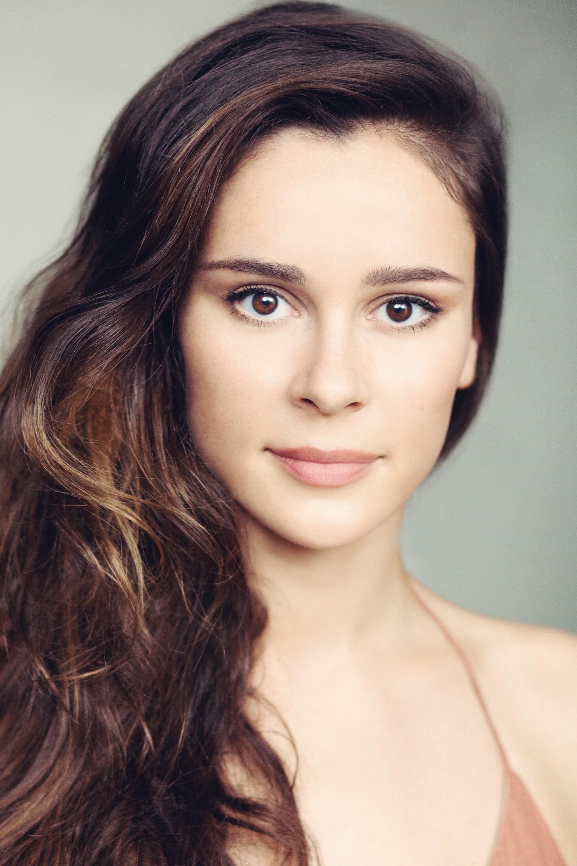تصویر هنرمند Bella Dayne