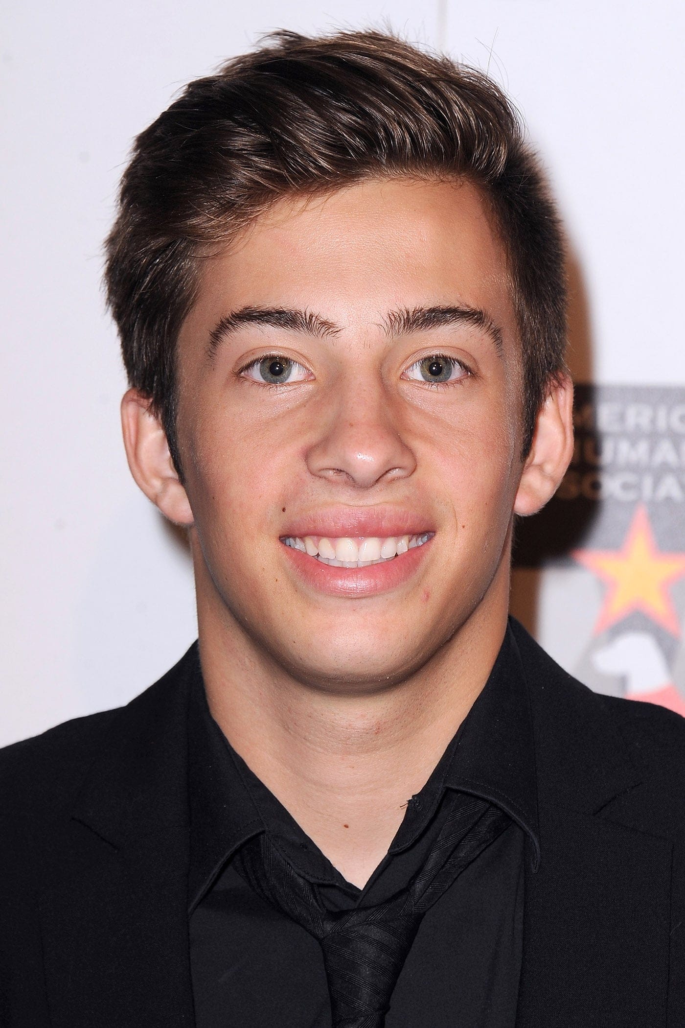 تصویر هنرمند Jimmy Bennett