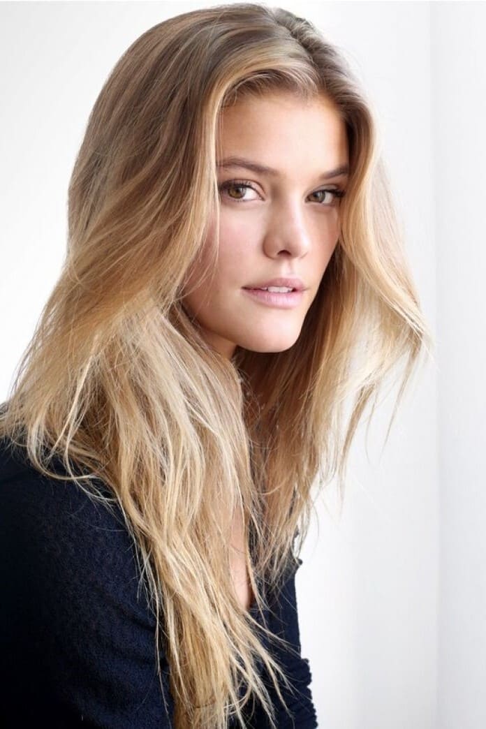 تصویر هنرمند Nina Agdal