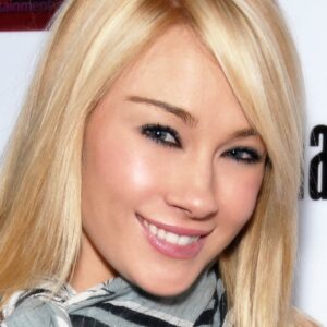 تصویر هنرمند Lisa Gleave