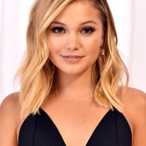 تصویر هنرمند Olivia Holt