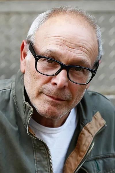 تصویر هنرمند Howard Deutch