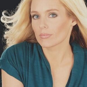 تصویر هنرمند Brenda Logan