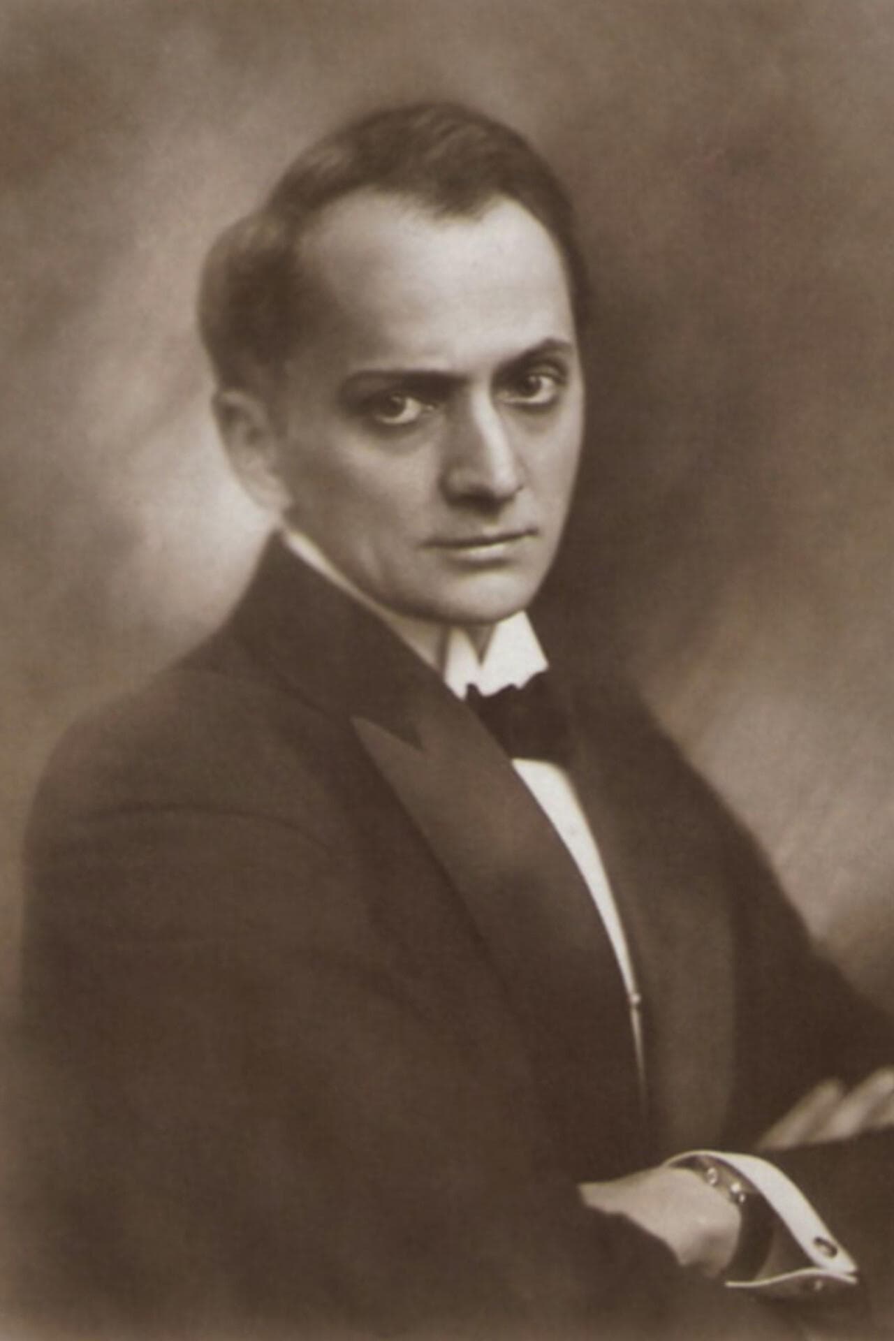 تصویر هنرمند Theodor Loos