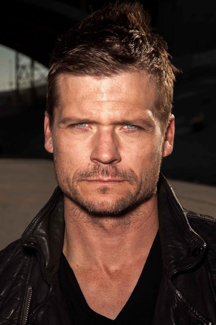 تصویر هنرمند Bailey Chase