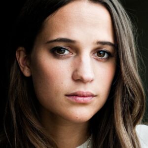 تصویر هنرمند Alicia Vikander