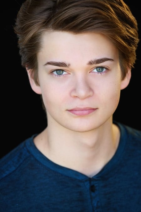 تصویر هنرمند Elijah Stevenson