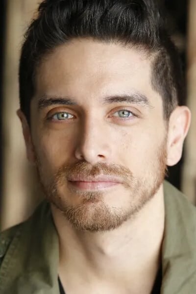 تصویر هنرمند Josh Keaton