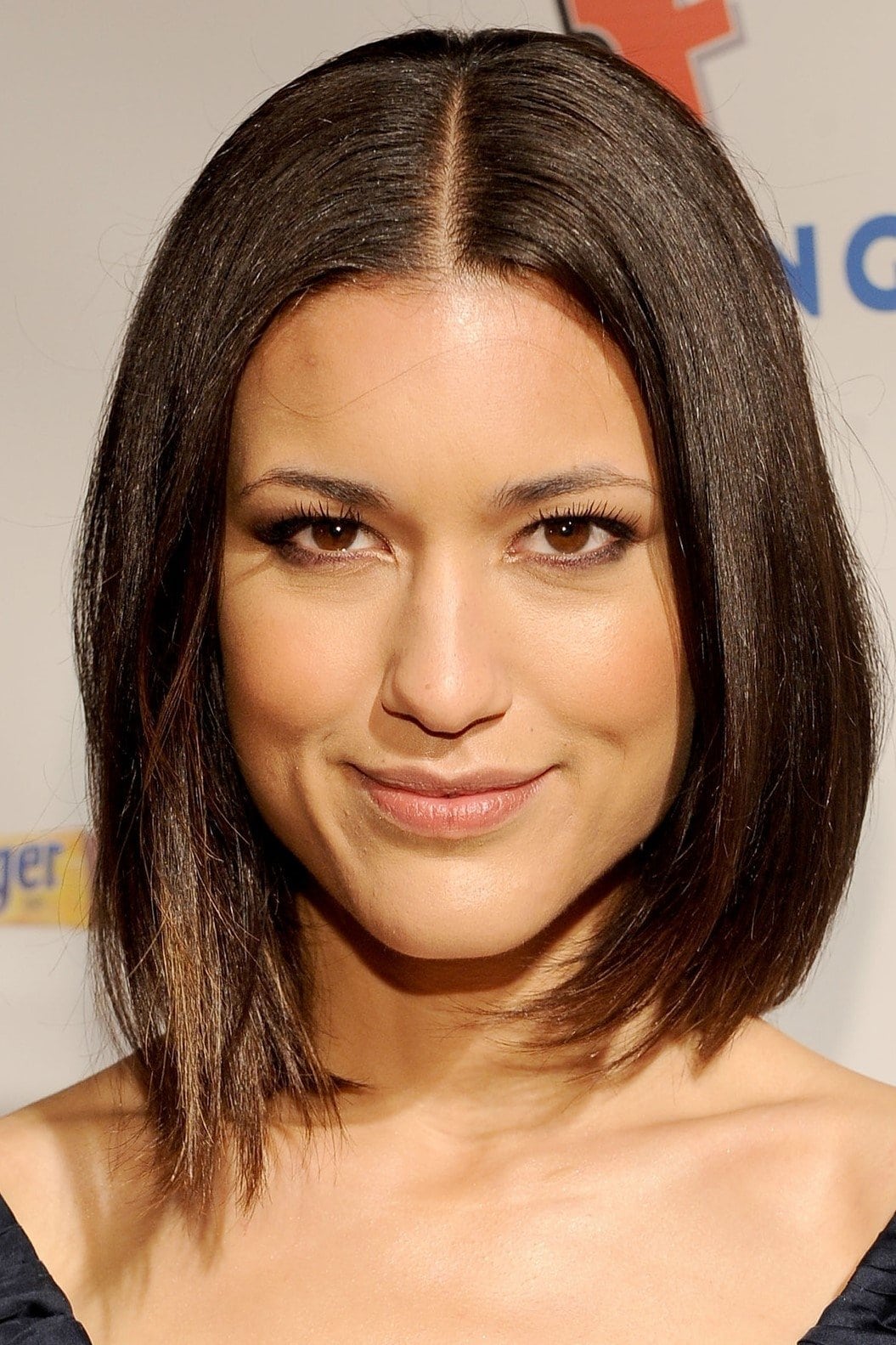 تصویر هنرمند Julia Jones