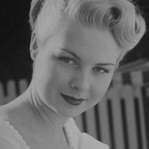 تصویر هنرمند Lois Hall