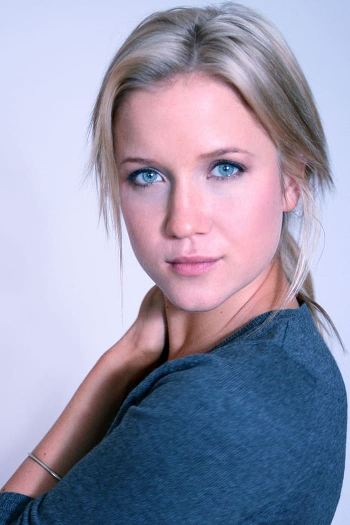 تصویر هنرمند Jessy Schram