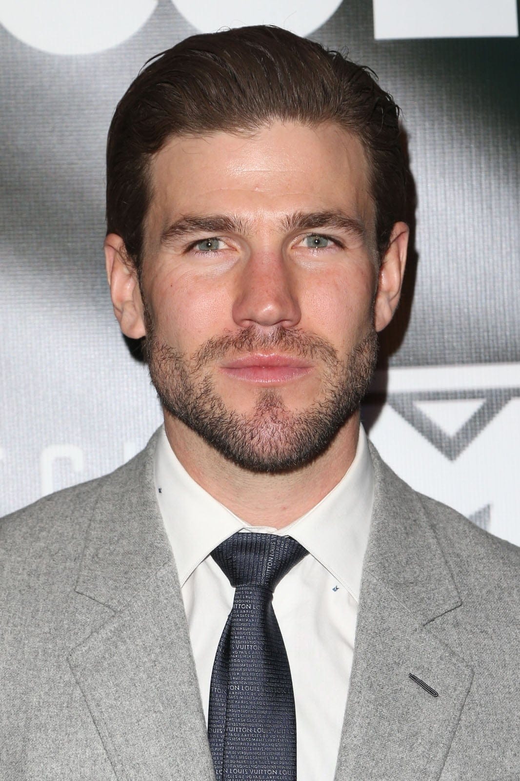 تصویر هنرمند Austin Stowell