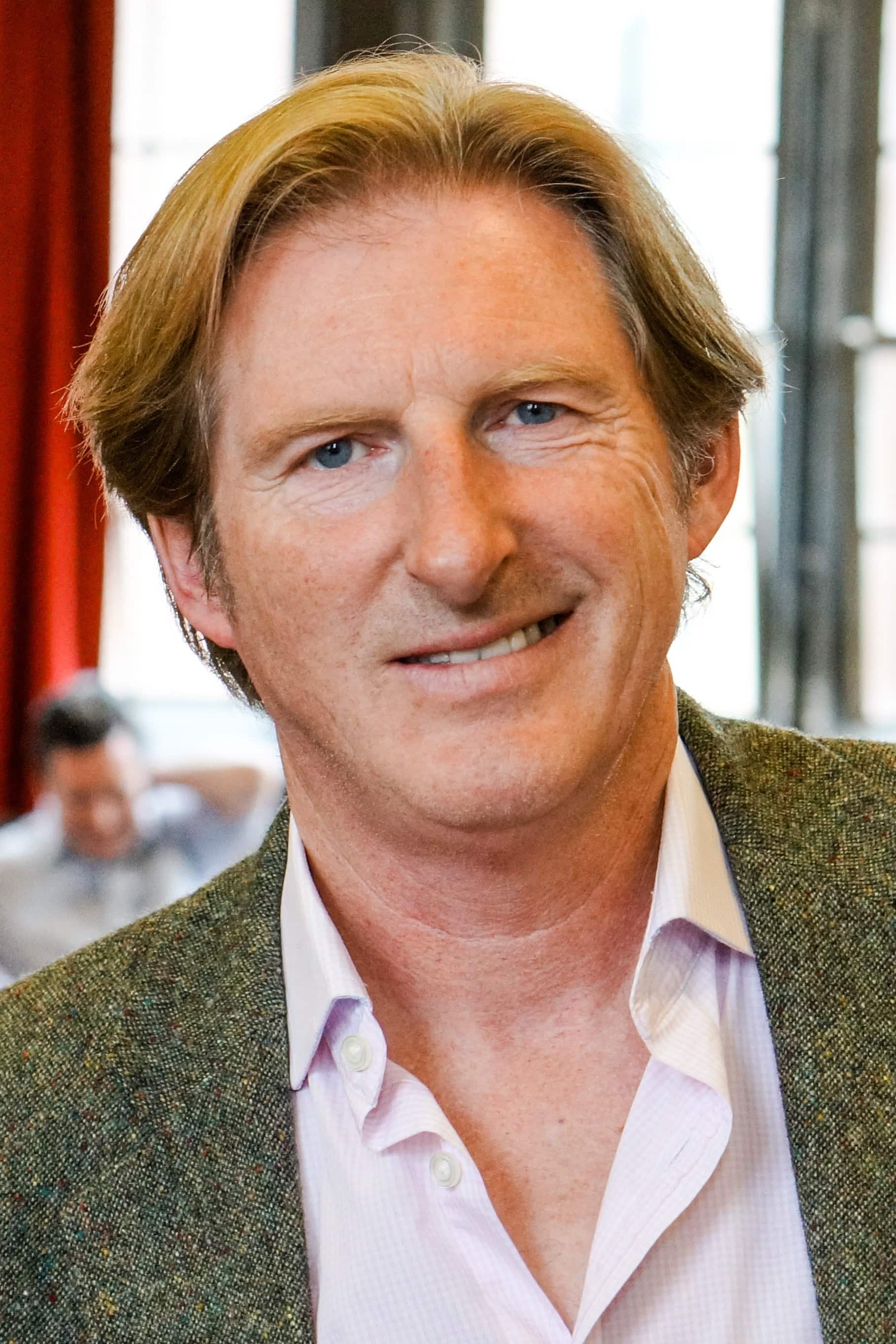 تصویر هنرمند Adrian Dunbar