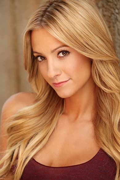 تصویر هنرمند Nikki BreAnne Wells