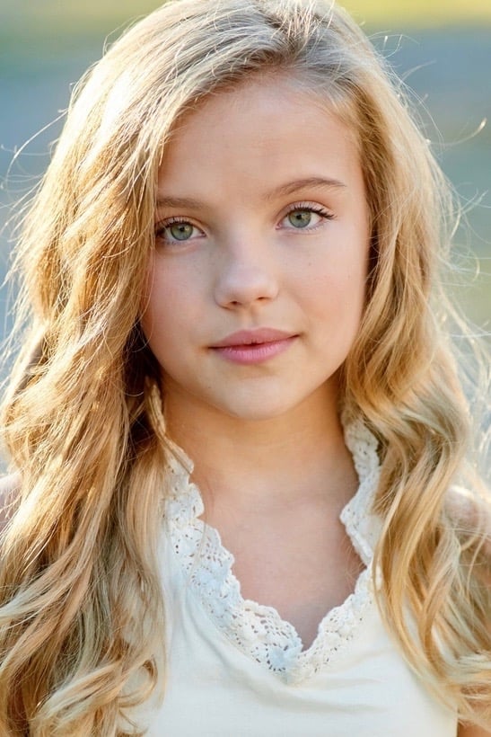 تصویر هنرمند Meg Crosbie