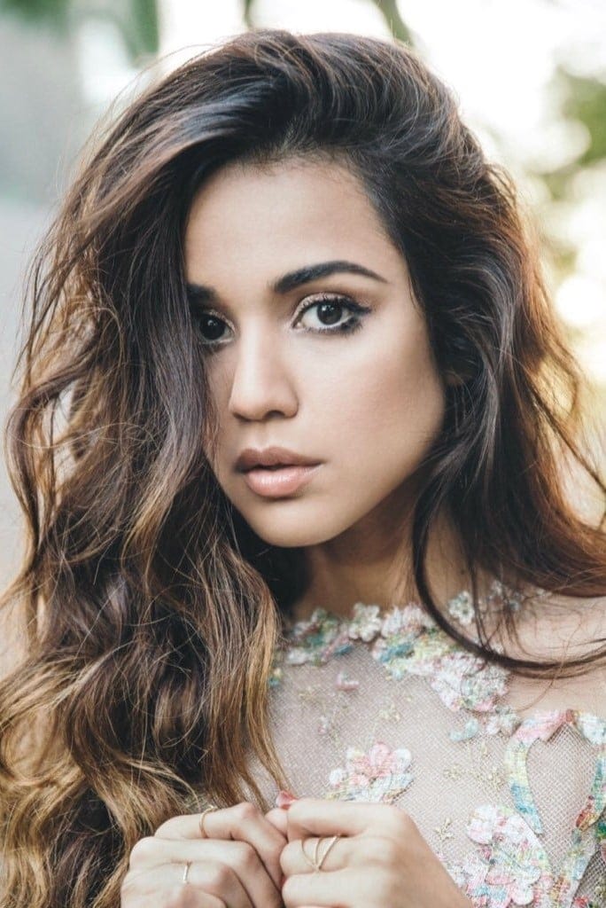 تصویر هنرمند Summer Bishil