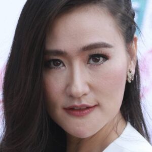 تصویر هنرمند Rungrawee Barijindakul