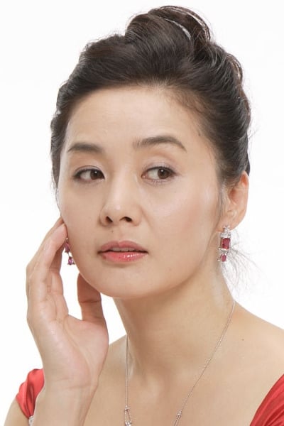 تصویر هنرمند Lee Eung-kyung