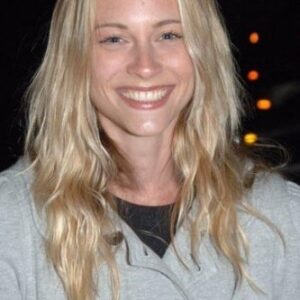 تصویر هنرمند Tess Hall