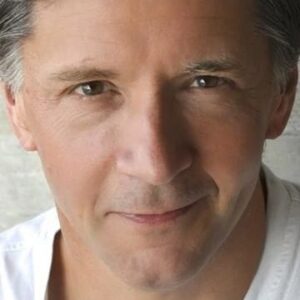 تصویر هنرمند Eben Young