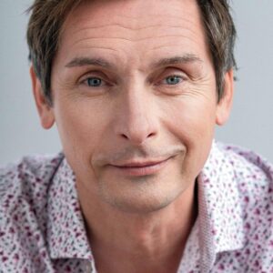 تصویر هنرمند Sasha Samar