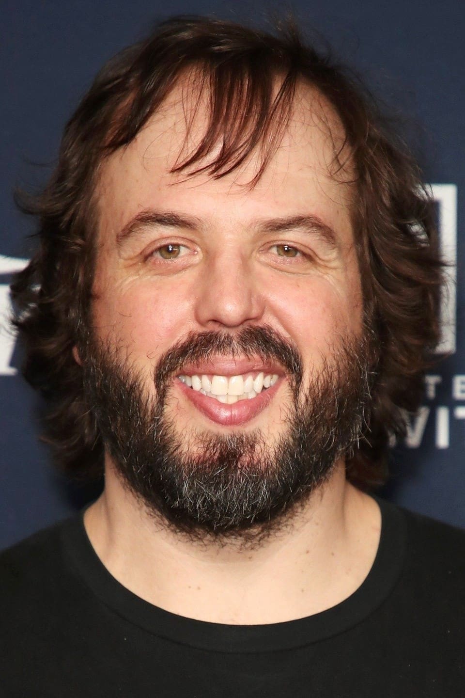 تصویر هنرمند Angus Sampson