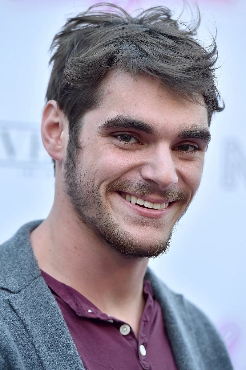 تصویر هنرمند RJ Mitte