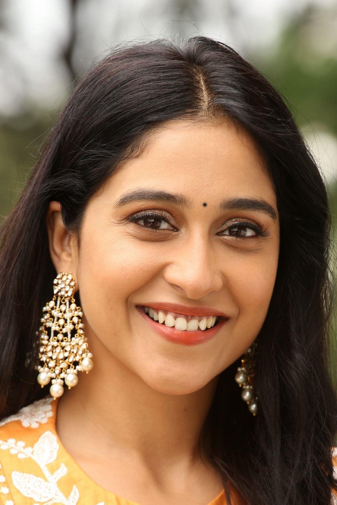 تصویر هنرمند Regina Cassandra