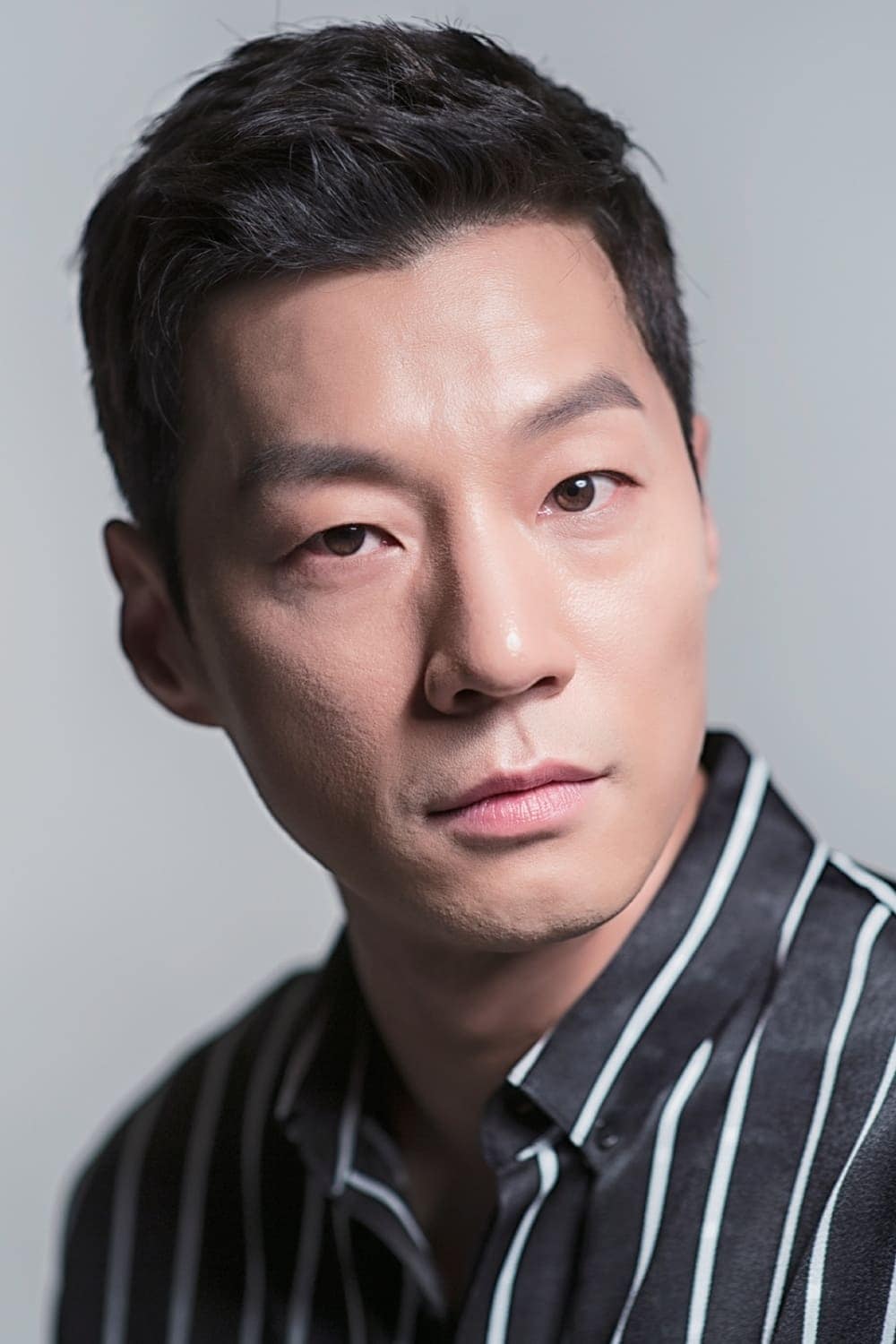 تصویر هنرمند Lee Chun-hee
