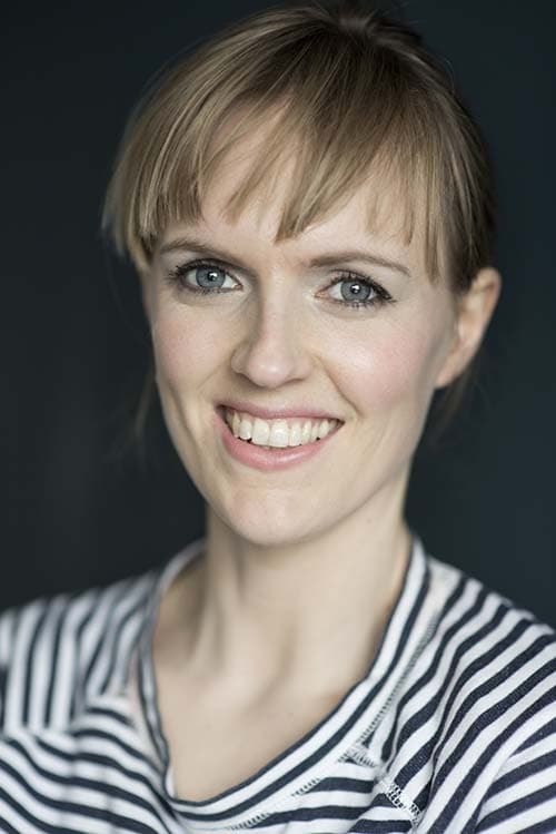 تصویر هنرمند Holly Walsh