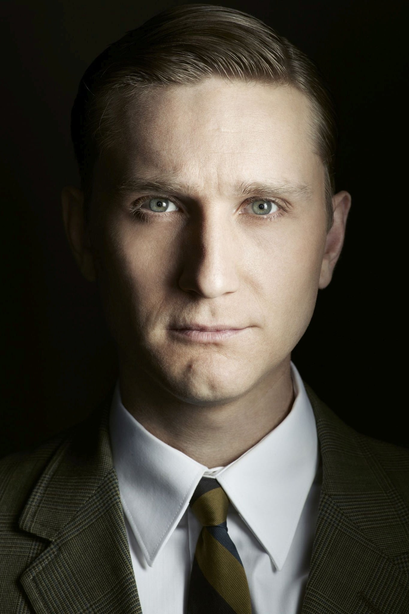 تصویر هنرمند Aaron Staton
