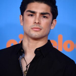 تصویر هنرمند Diego Tinoco