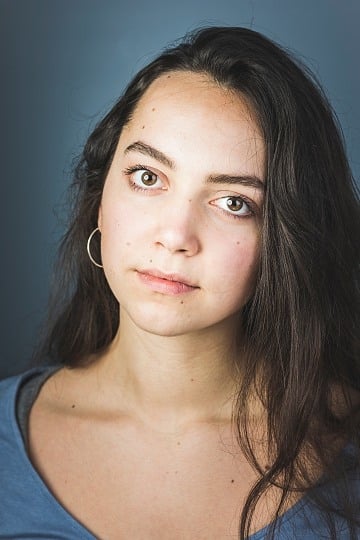 تصویر هنرمند Maeve Courtier-Lilley