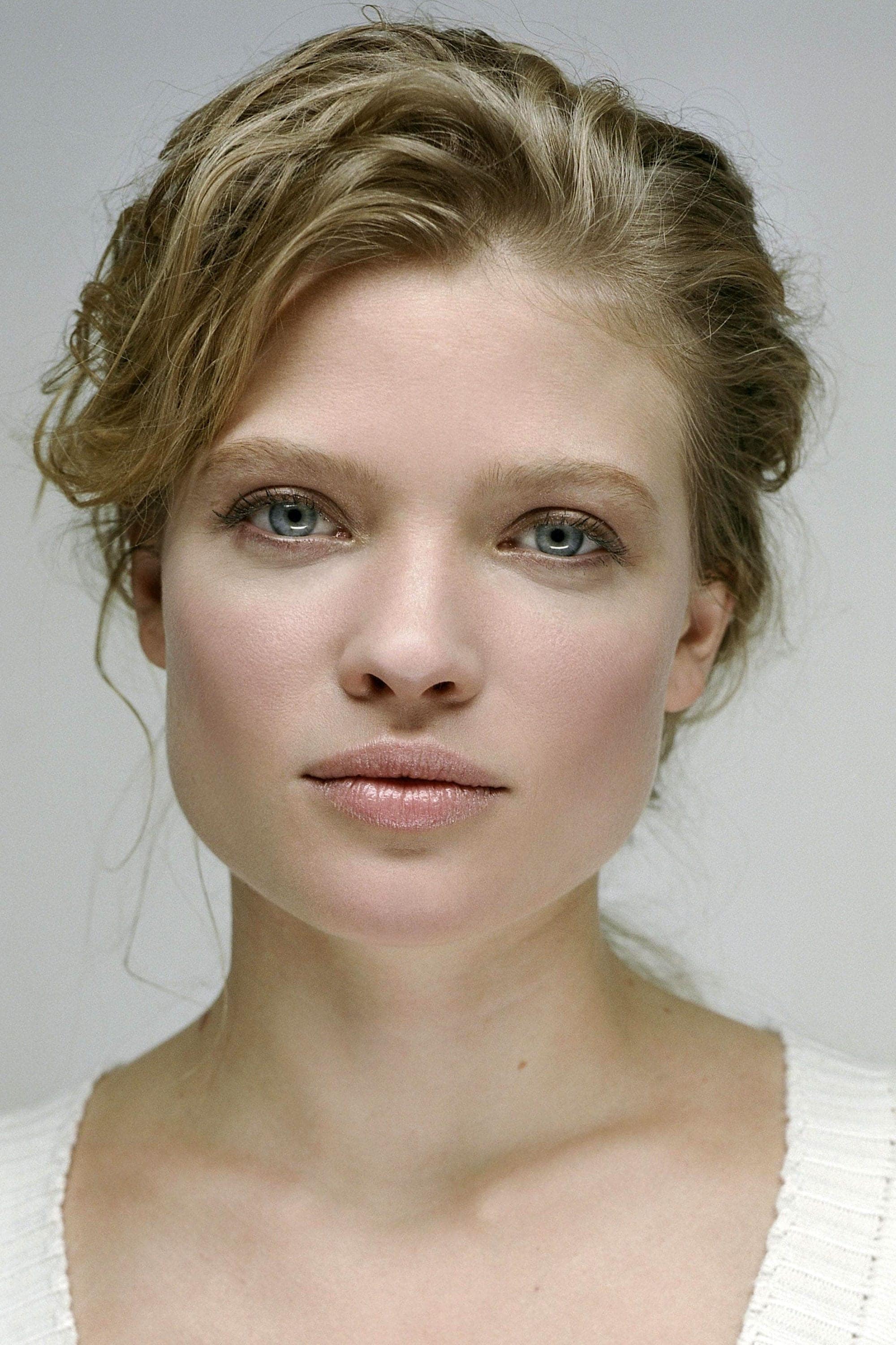 تصویر هنرمند Mélanie Thierry