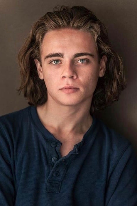 تصویر هنرمند Christopher Dylan White