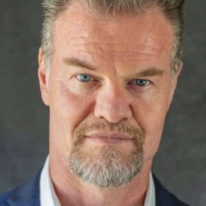 تصویر هنرمند Luke Massy