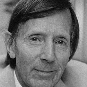 تصویر هنرمند Trevor Dudley-Smith