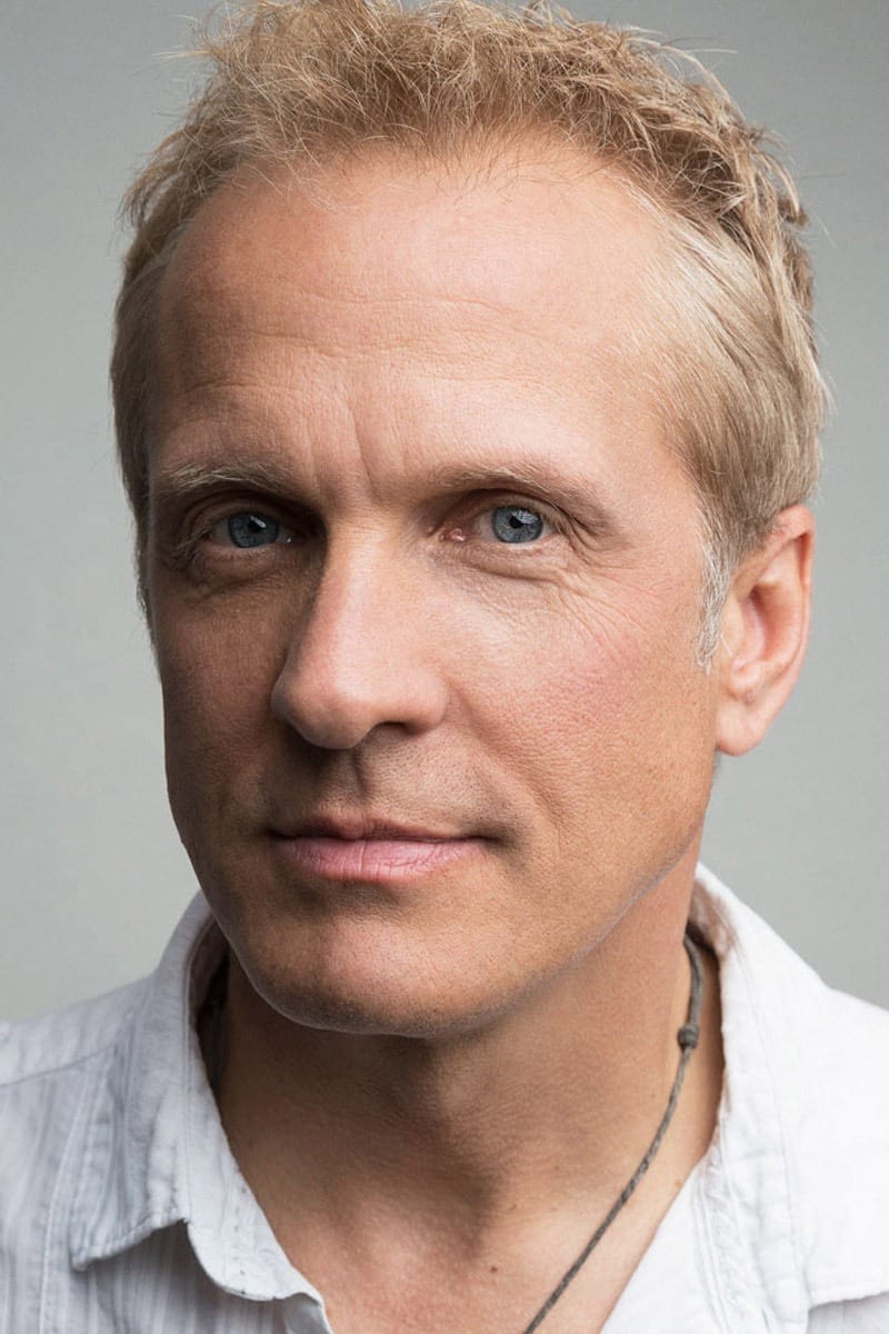 تصویر هنرمند Patrick Fabian