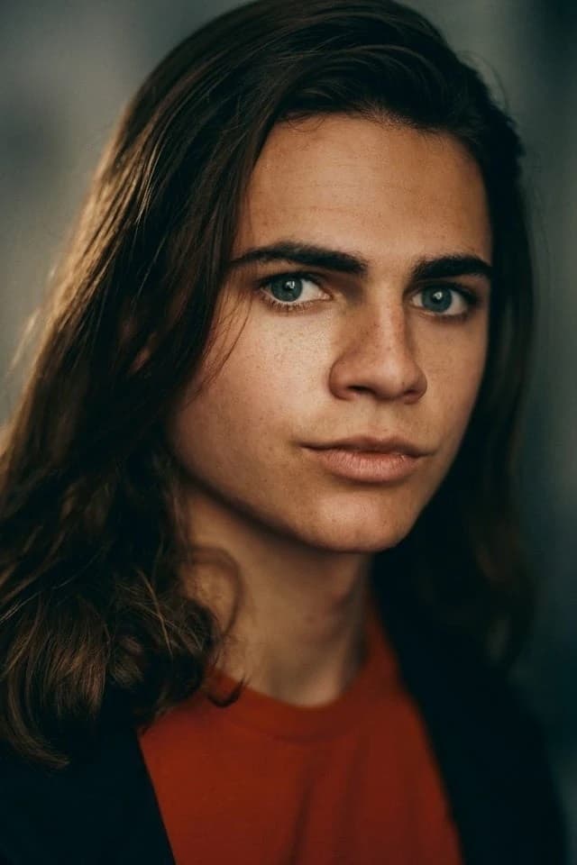 تصویر هنرمند Oliver Watson