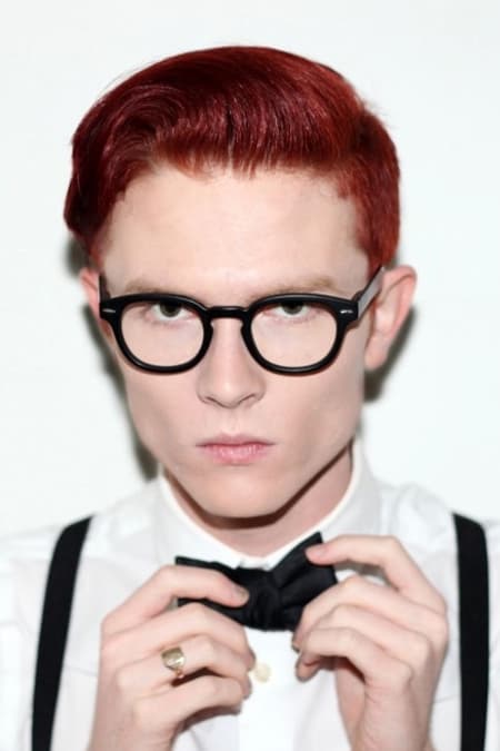 تصویر هنرمند Rhys Nicholson
