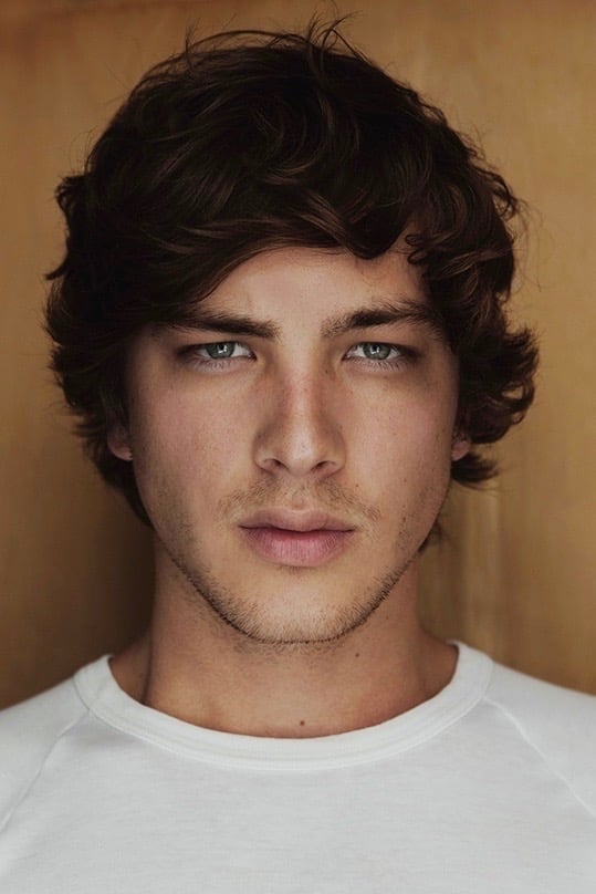 تصویر هنرمند Cody Fern