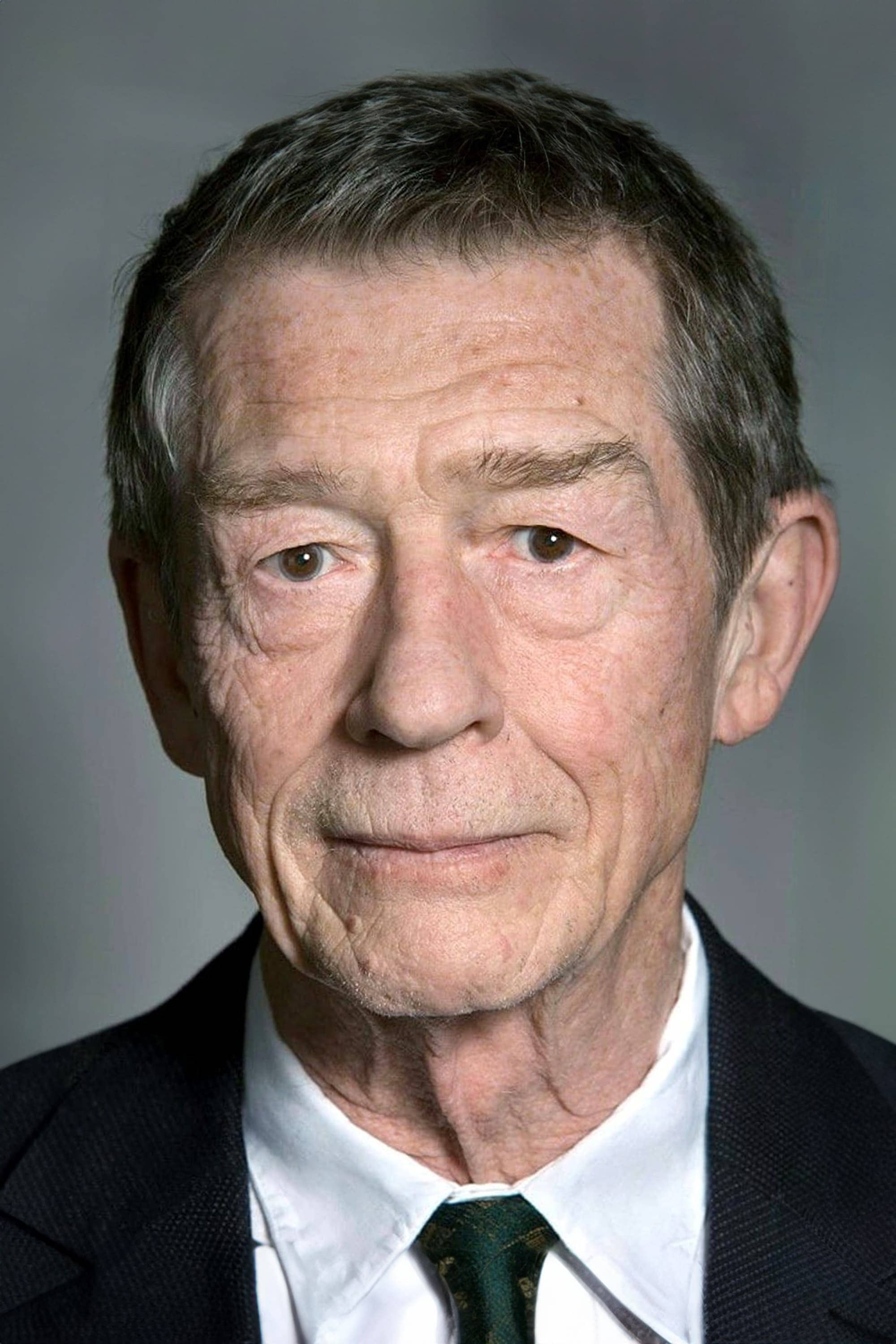 تصویر هنرمند John Hurt