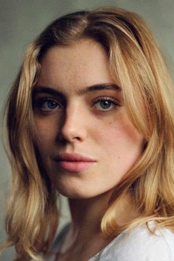 تصویر هنرمند Bella Maclean